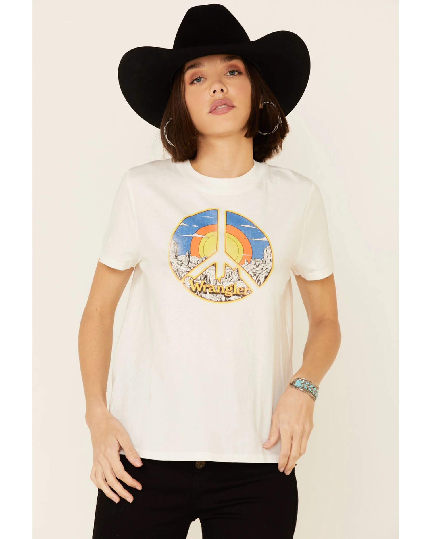 Wrangler Modern Women's Vintage Peace Sign Logo Graphic TeeĀ