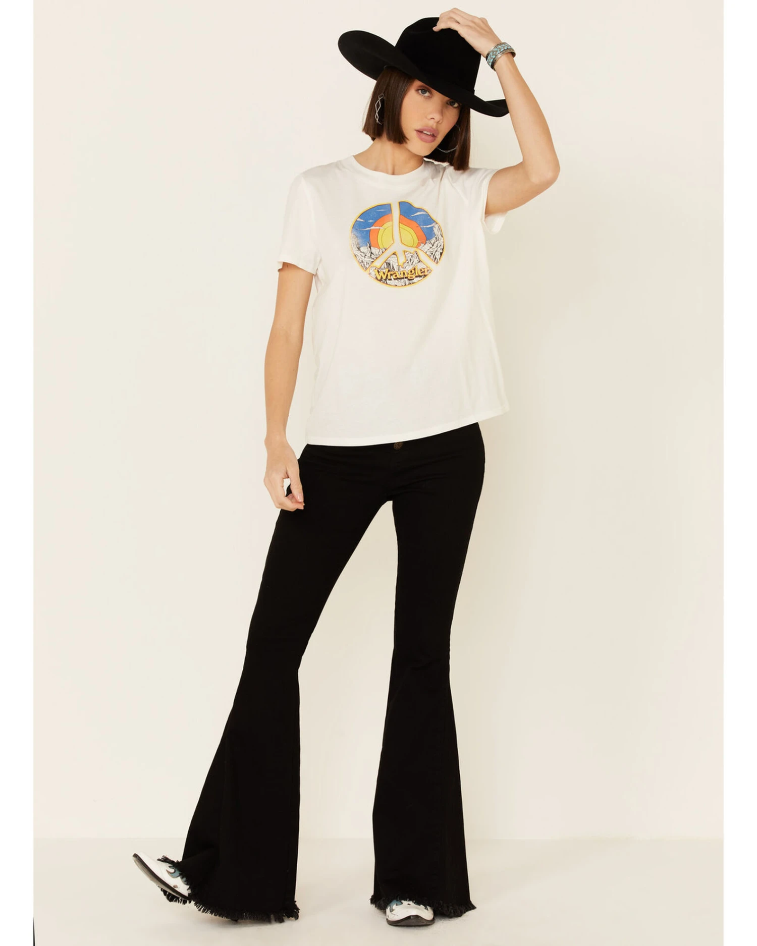 Wrangler Modern Women's Vintage Peace Sign Logo Graphic TeeĀ - Image 2