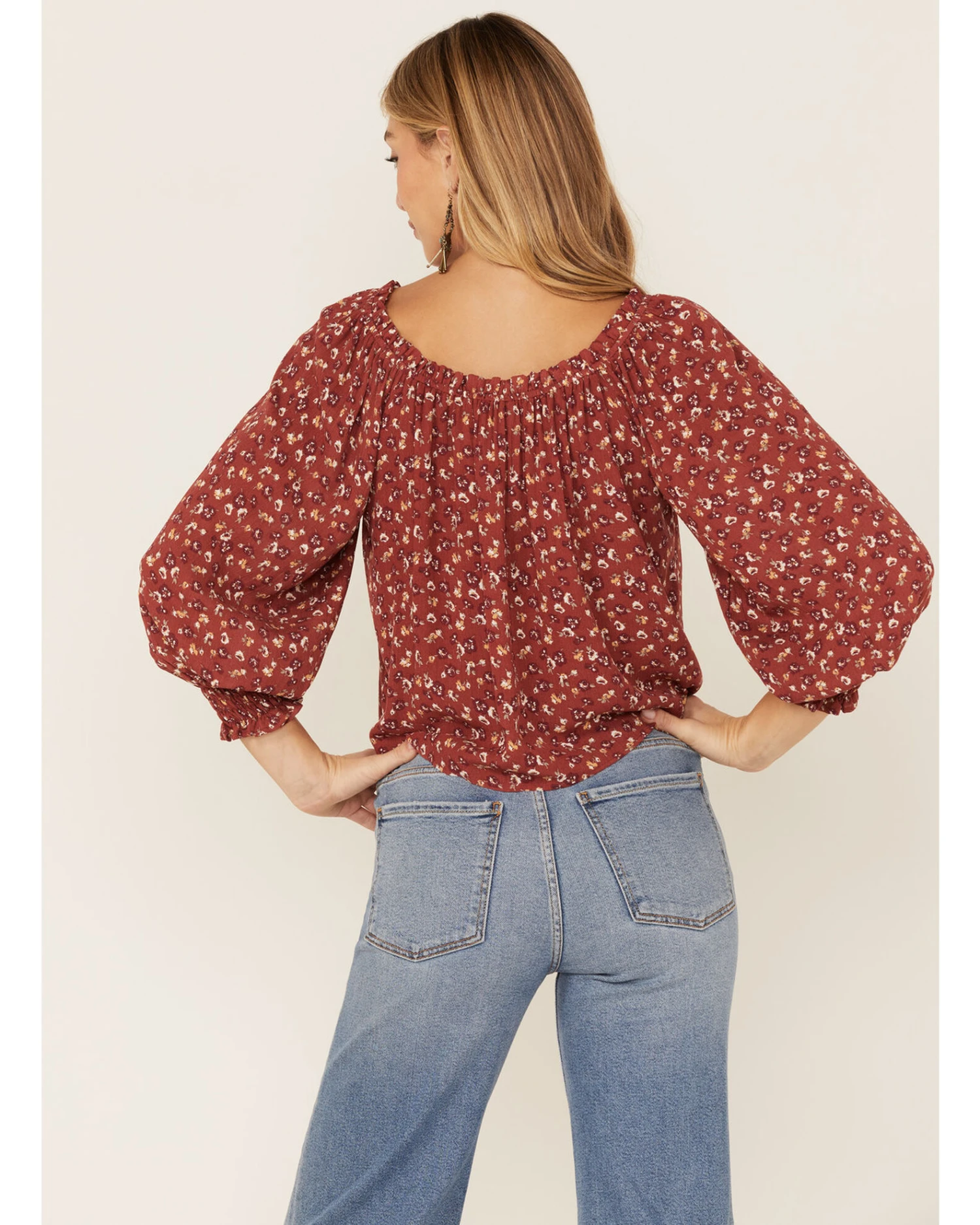 Wild Moss Women's Rust Floral Peasant Top - Image 3